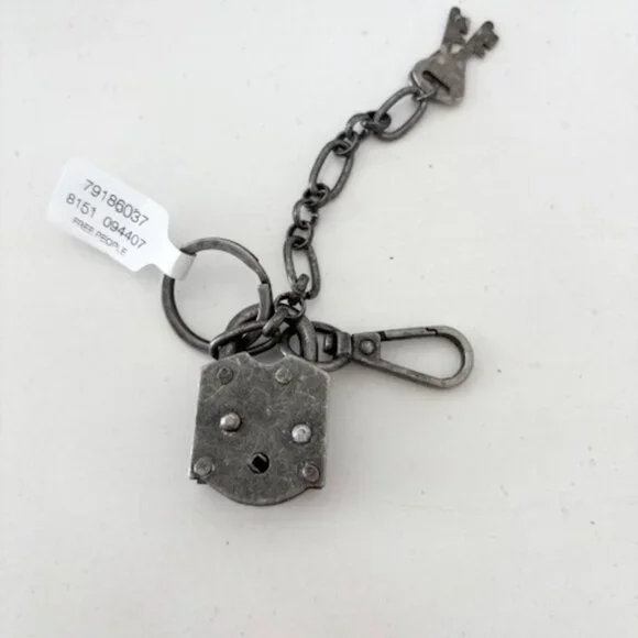 Free People WTF Lock Keychain - NWT - Picture 4 of 5
